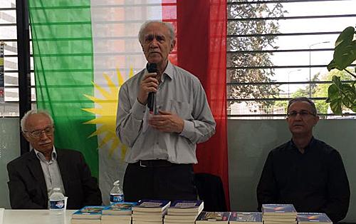 CIVÎNA NASANDINA WEQFA RÎYA AZADÎ LI PARÎSÊ - KEMAL BURKAY PIRTÛKÊN XWE ÎMZE KIRIN